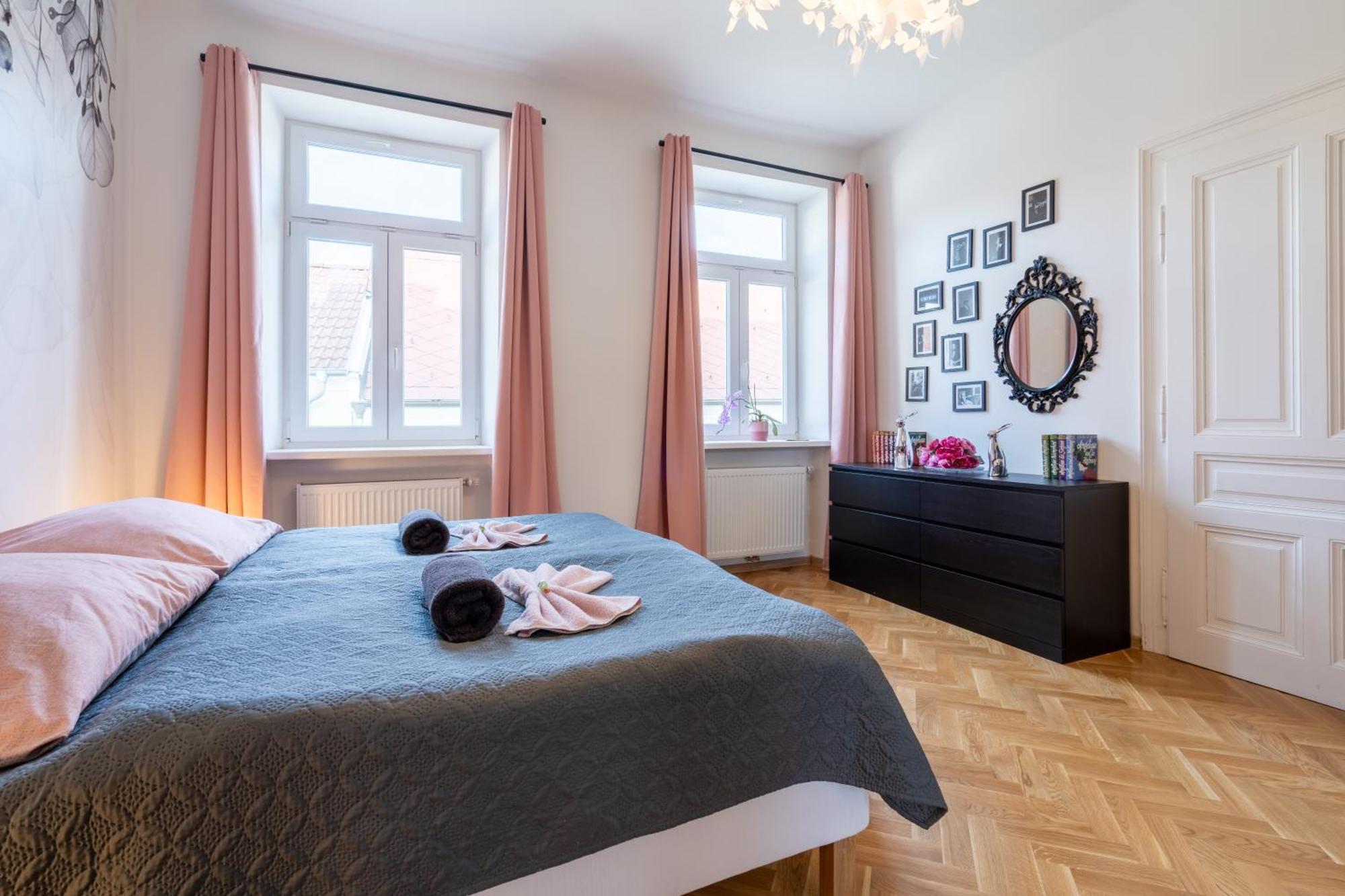 Revliving Apartments Eggenburg Экстерьер фото